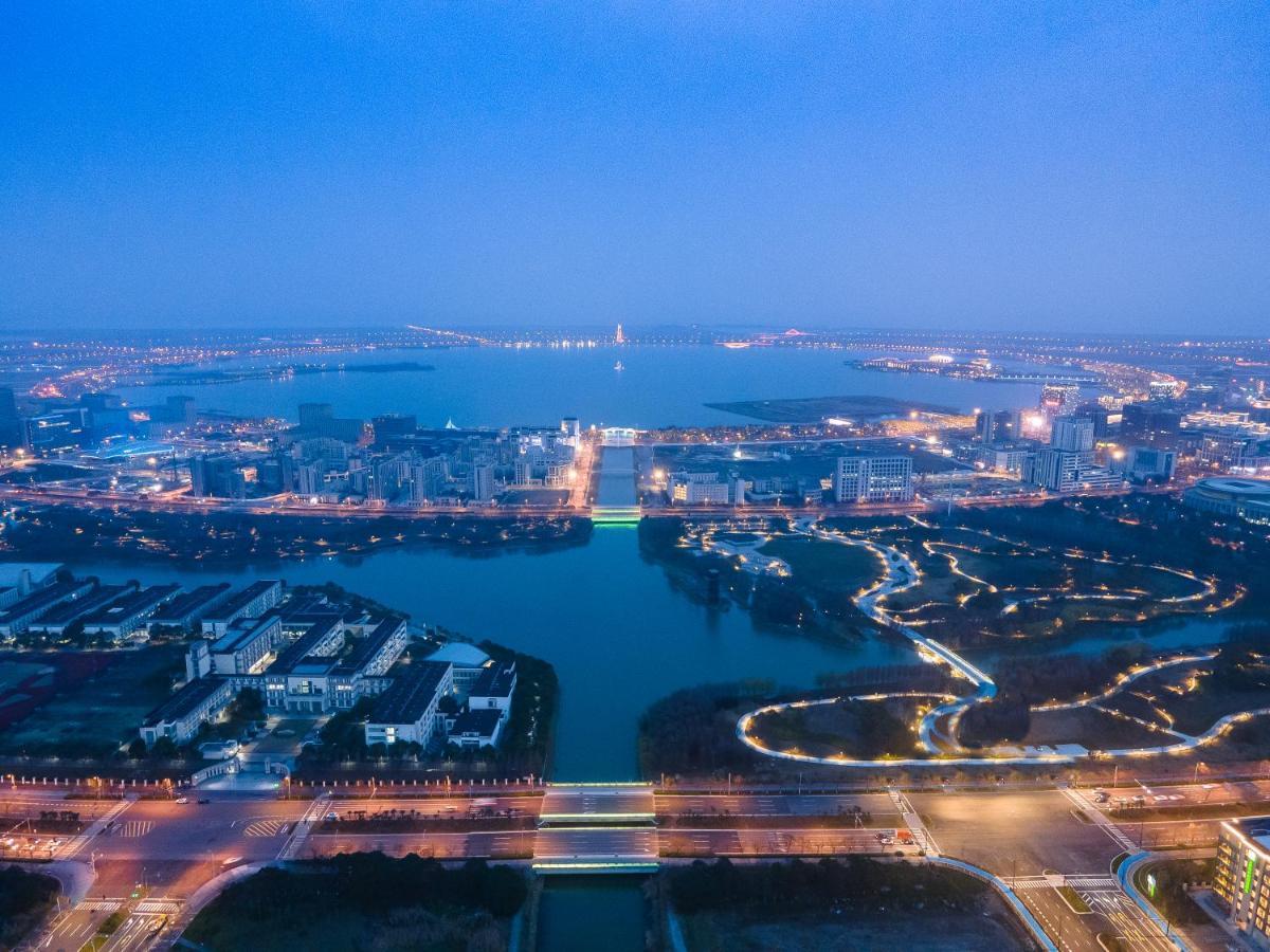 Holiday Inn Shanghai Dishui Lake By Ihg Nanhui ภายนอก รูปภาพ