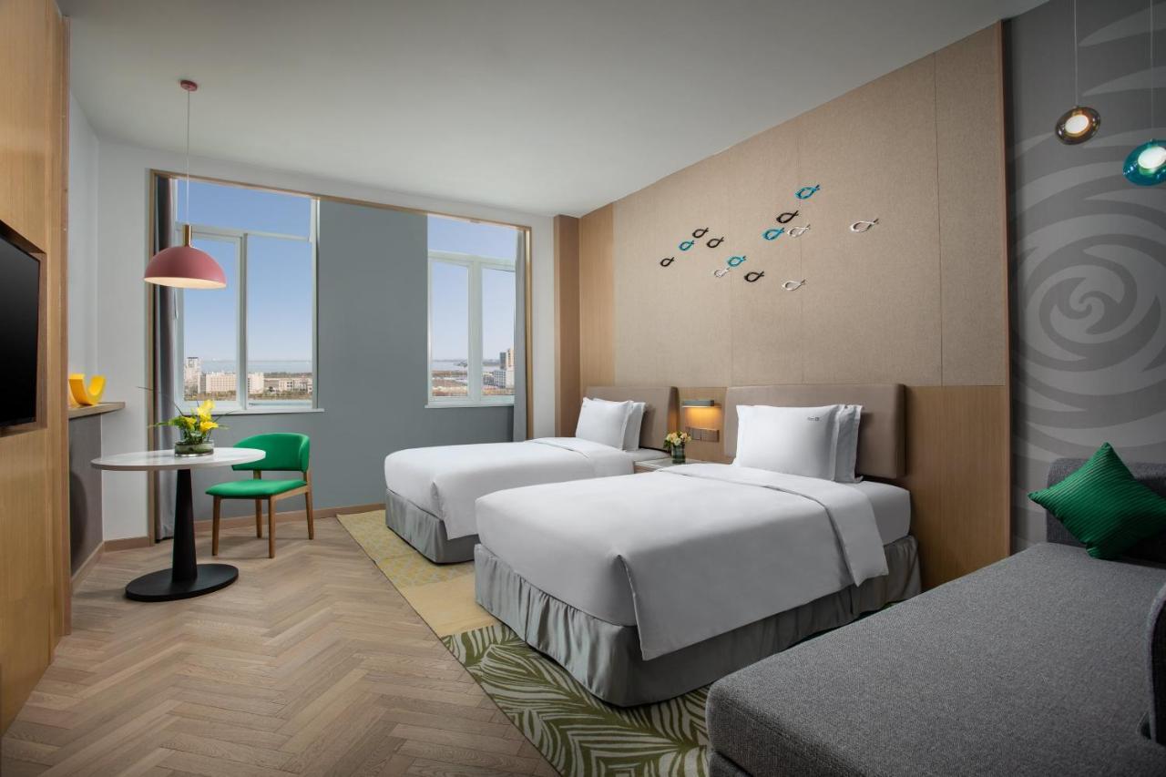 Holiday Inn Shanghai Dishui Lake By Ihg Nanhui ภายนอก รูปภาพ