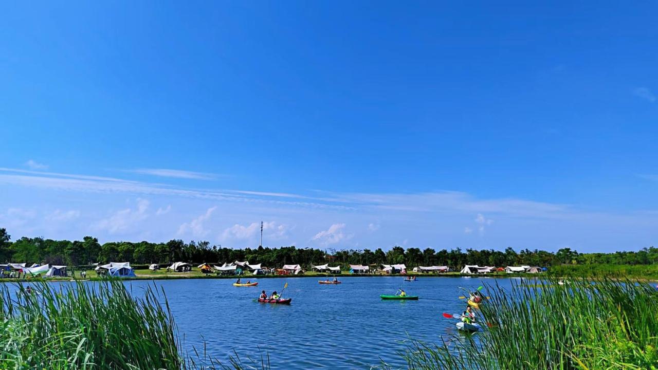 Holiday Inn Shanghai Dishui Lake By Ihg Nanhui ภายนอก รูปภาพ