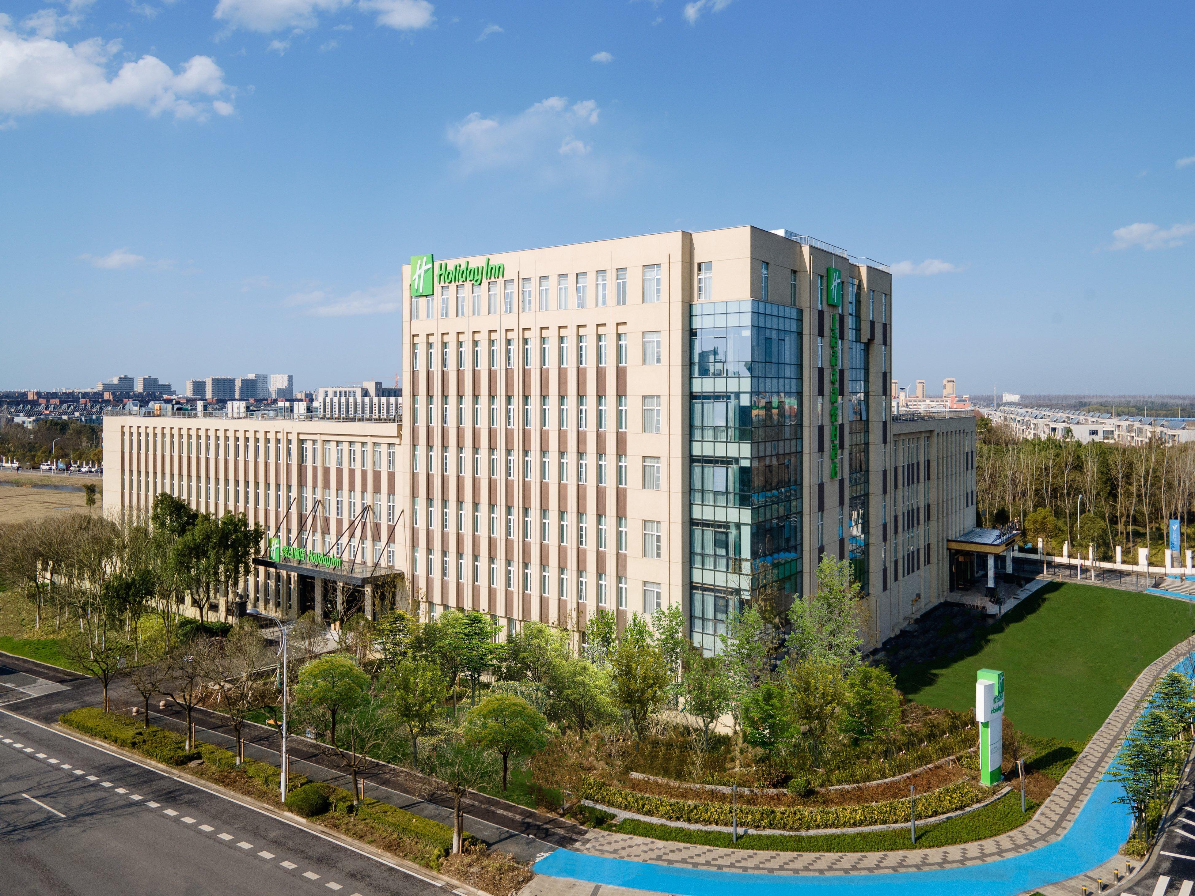 Holiday Inn Shanghai Dishui Lake By Ihg Nanhui ภายนอก รูปภาพ